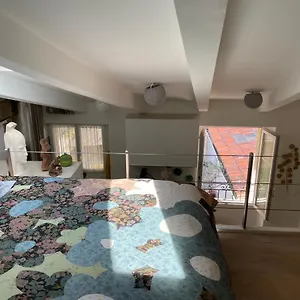 https://studio-centre-ville-nice-proche-mer.fr-provencehotel.com