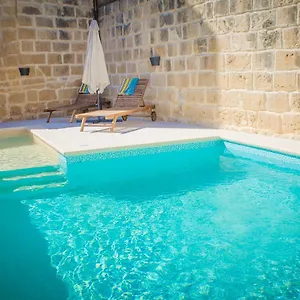 https://lemon-tree-bed-breakfast.hotelssaintjulians.com